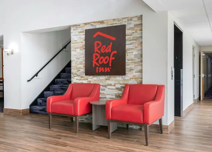 Red Roof Inn & Suites Middleborough