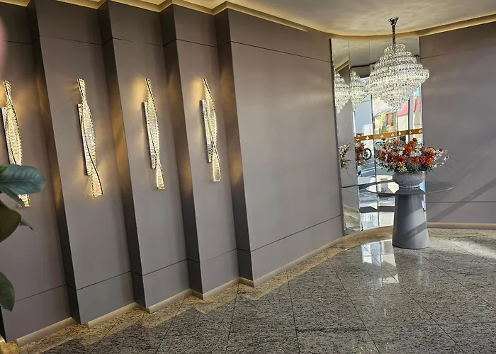 Barbur Center Hotel