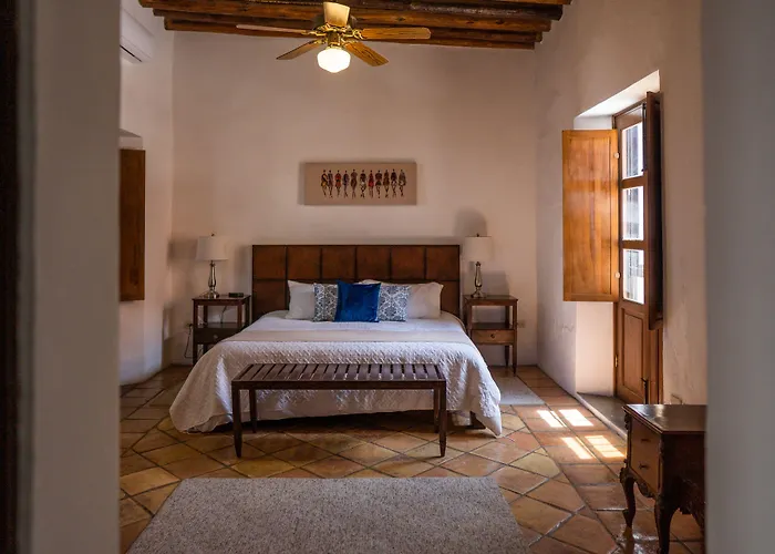 Hotel El Farol