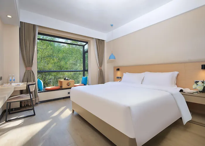 Wing Hotel Guilin- Pedestrian Street
