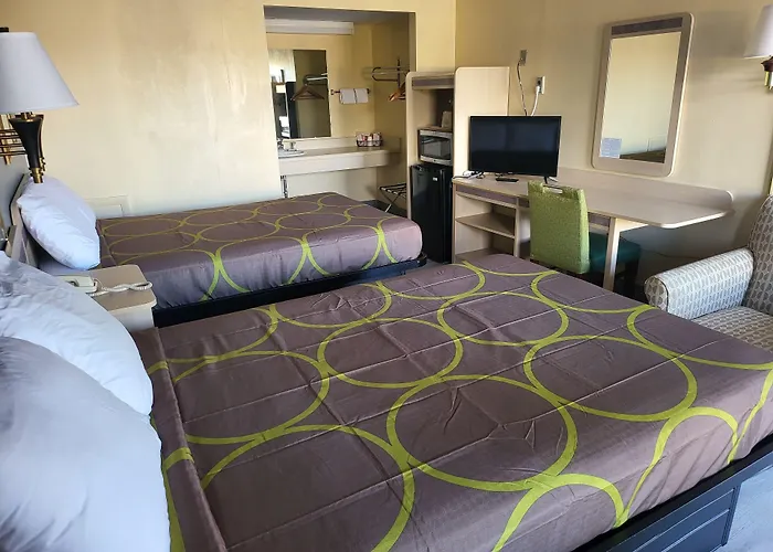 Budget Host Inn Bristol