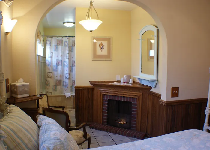 Catalina Island Seacrest Inn
