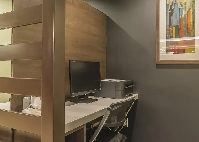 Quality Hotel & Conference Centre