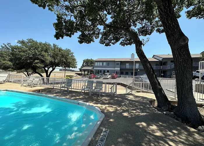 Home Suites Hill Country