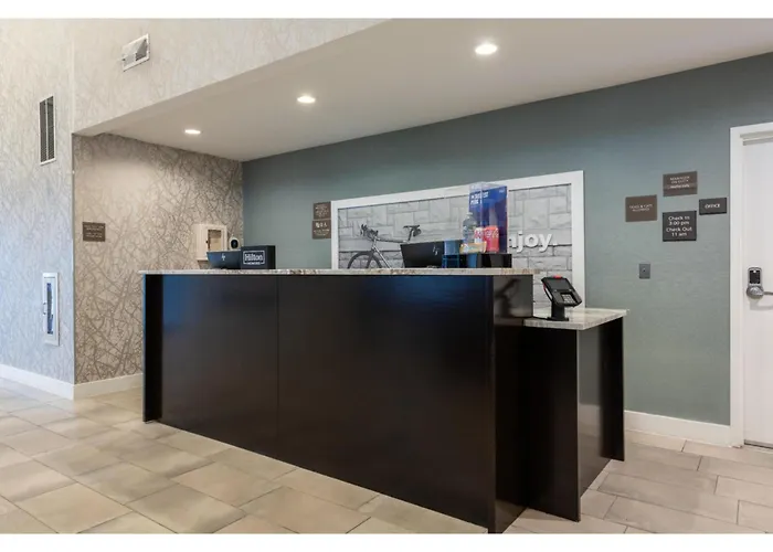 Hampton Inn & Suites Boston/Stoughton, Ma