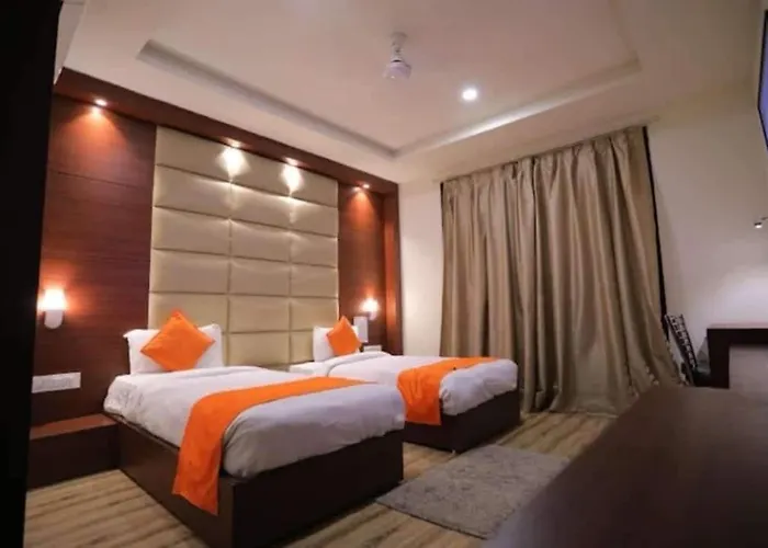 Hotel O M.G. Palace