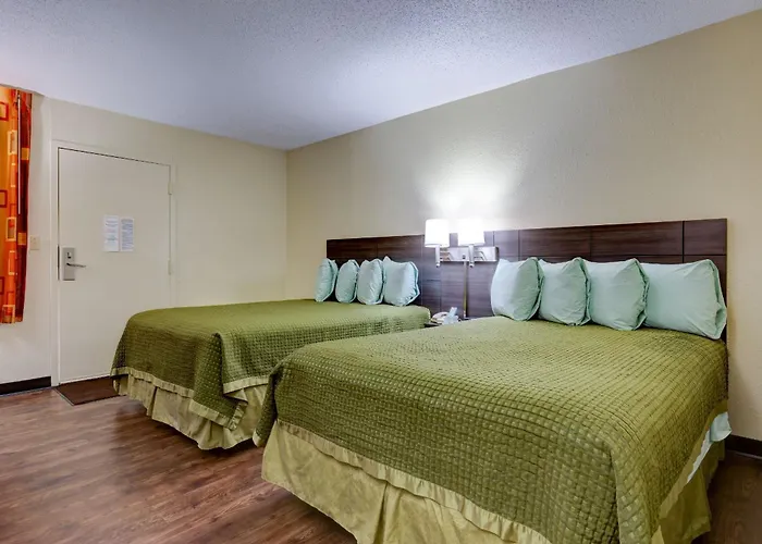 Continental Inn - Charlotte
