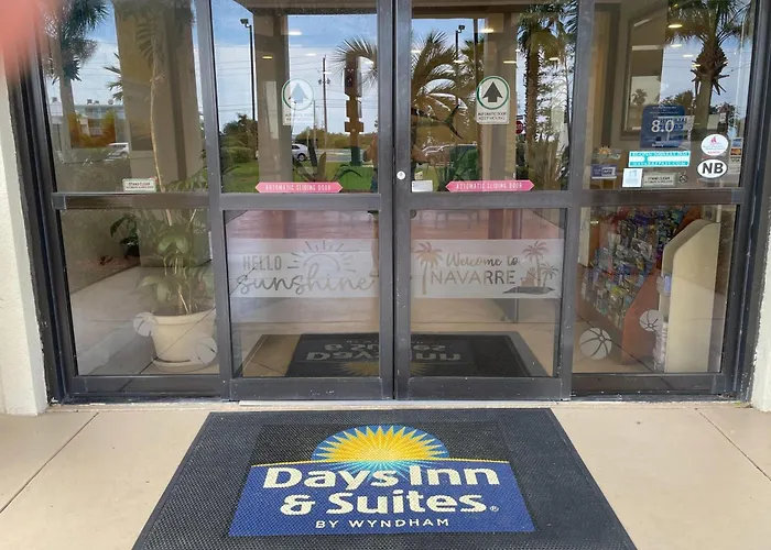 Days Inn & Suites By Wyndham Navarre - Near Beaches Hurlburt