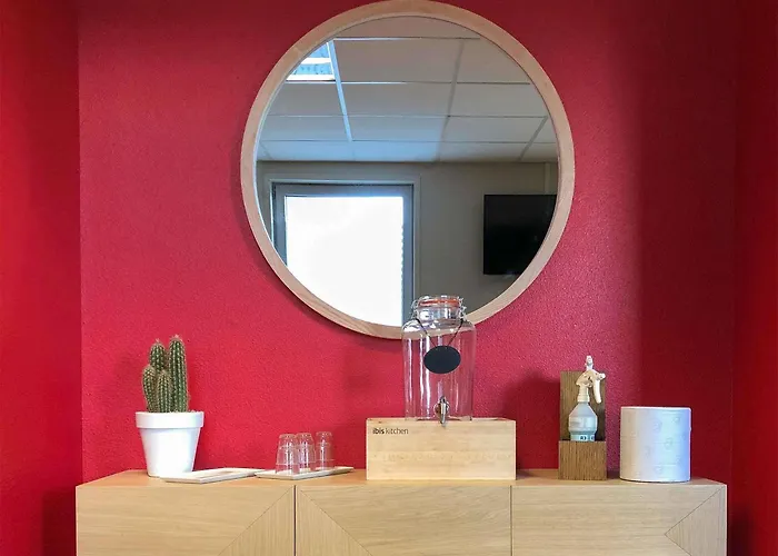 Ibis Saint-Genis-Pouilly Geneve