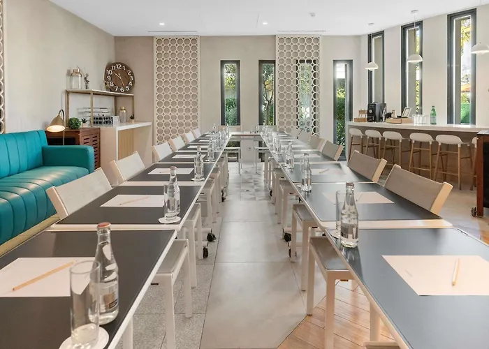 Mercure Villeneuve Loubet Plage