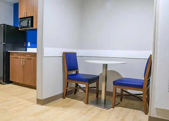 Holiday Inn Express & Suites - Siloam Springs By Ihg