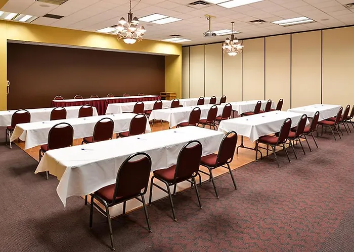 Americas Best Value Inn - Campus View