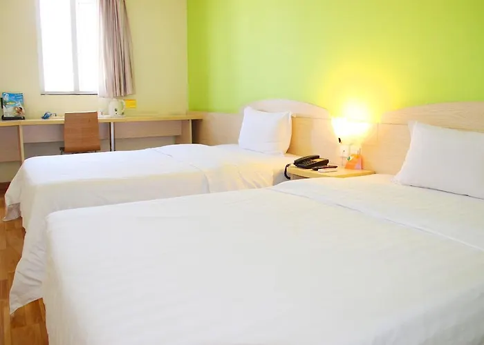 7Days Inn Zhumadian Railway Station