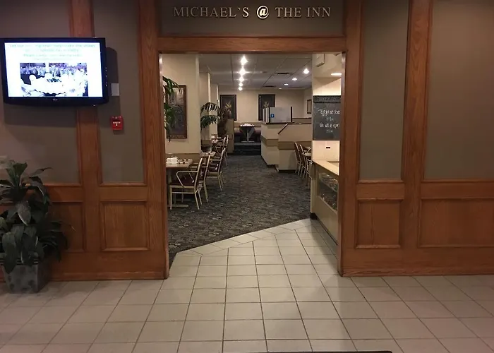 St. Albert Inn & Suites