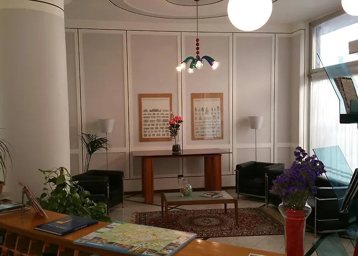 Domus Hotel