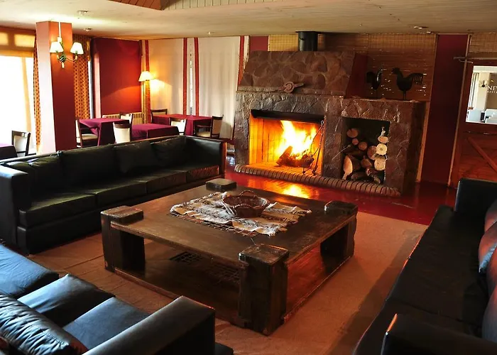 Hotel Y Cabanas Del Nevado