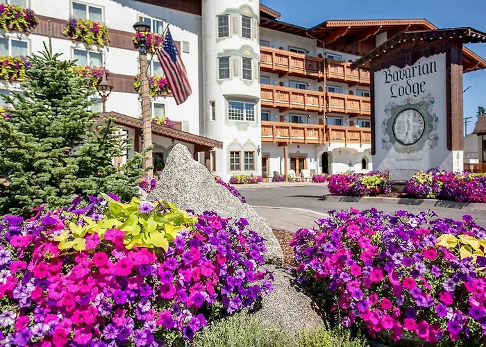 Leavenworth City Center Hotels