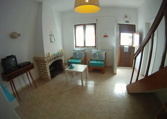 Albergues em Porto Covo
