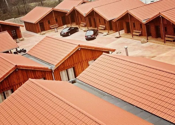 Roadcamp - American Motel & Sportsbar