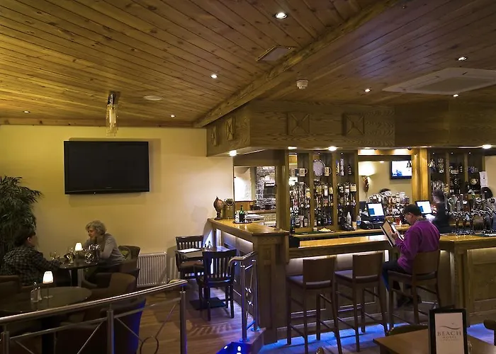 Beach Hotel & Restaurant
