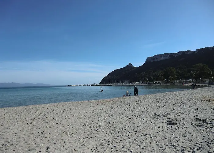 B&Beach Cagliari Guest House
