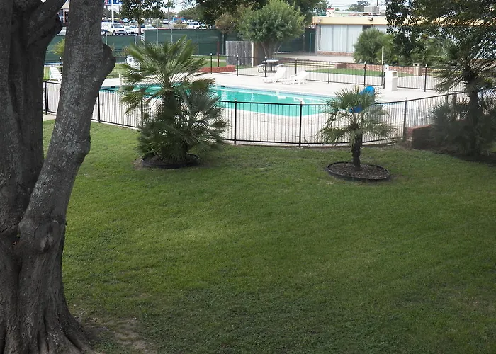 University Inn