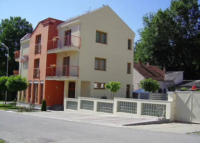 Hotel Mladimir