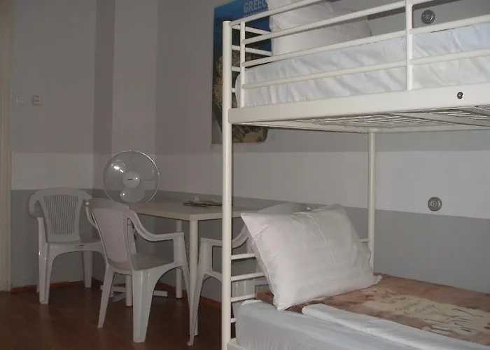 Kretan Hostel