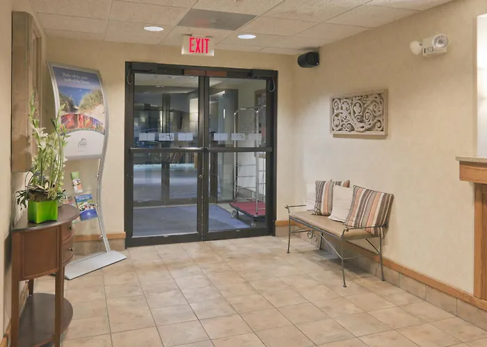 Baymont By Wyndham Portage