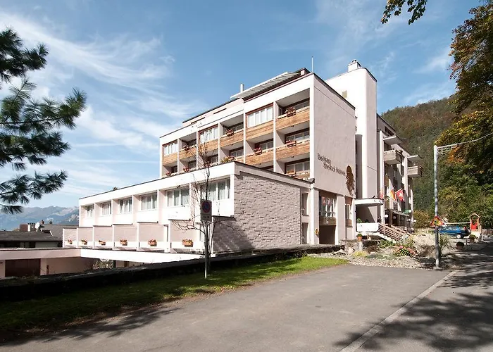 Hotel Sherlock Holmes&Khana Restaurant nur 200 m zur Gondelbahn Hasliberg