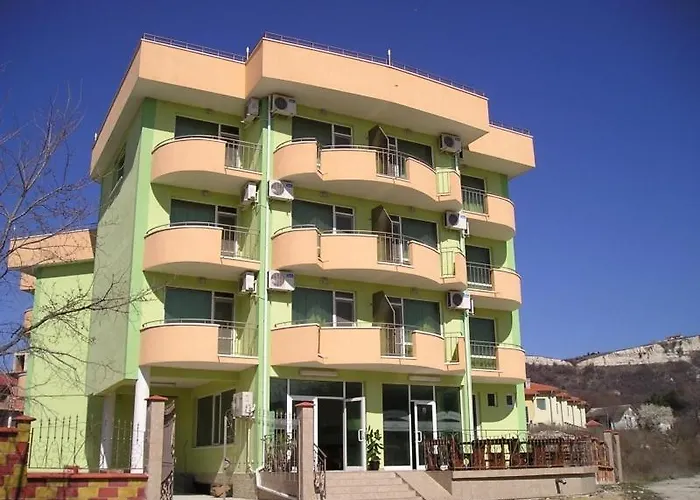Anelia Family Hotel