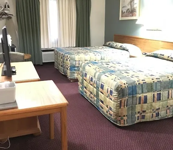 Becker Inn & Suites