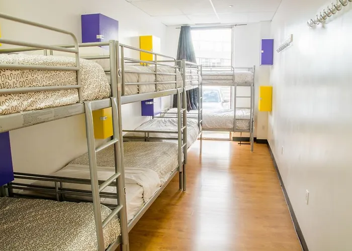 Wicked Hostels - Calgary