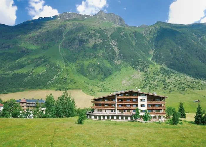 Alpenhotel Tirol