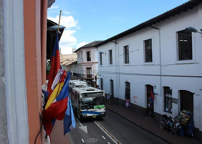 Hostal Yumbo Imperial