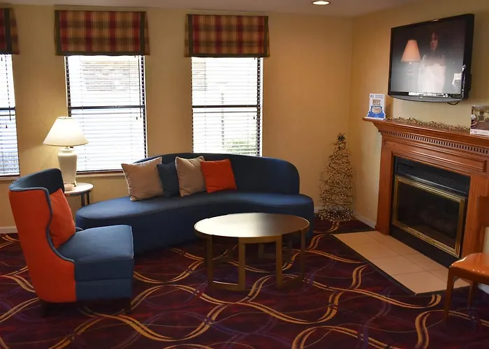 Hawthorn Suites Dayton South