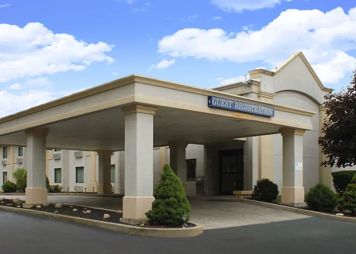 Econo Lodge Akron Gilchrist Road