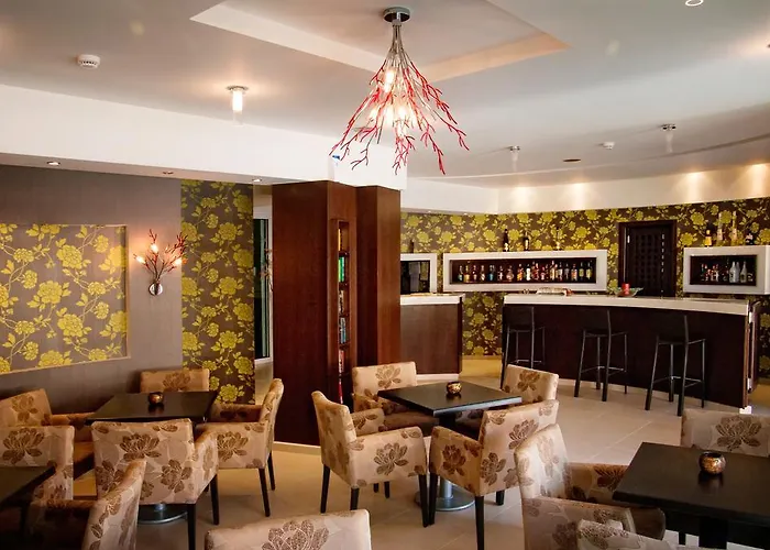 Nicolas Hotel