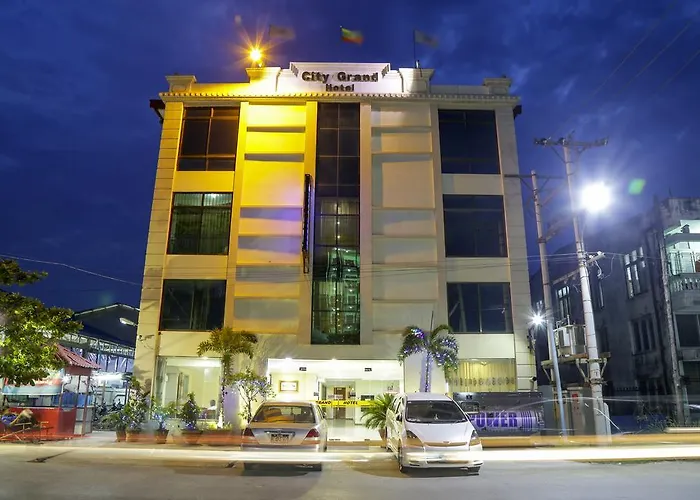 City Grand Hotel