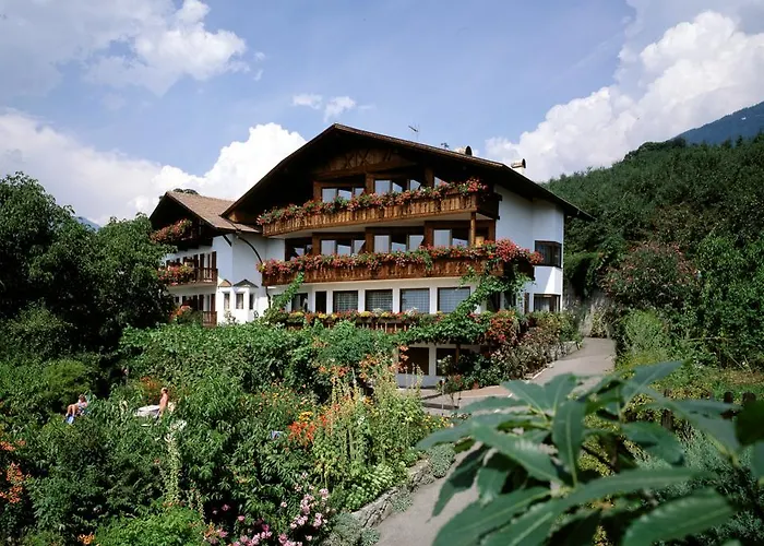 Hotels in Schenna