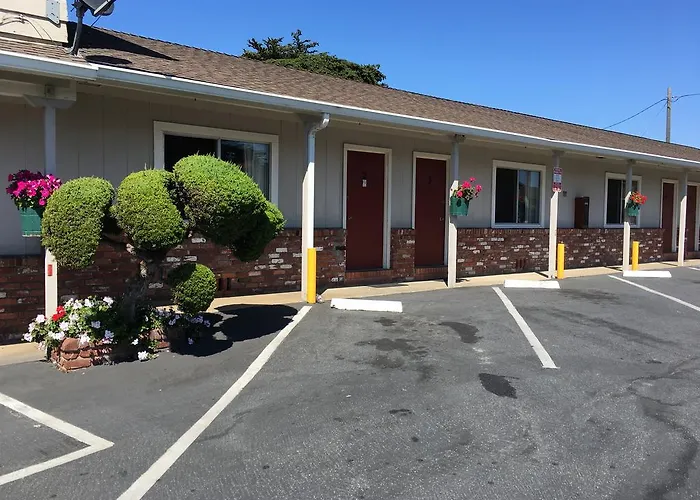 Old Marina Inn