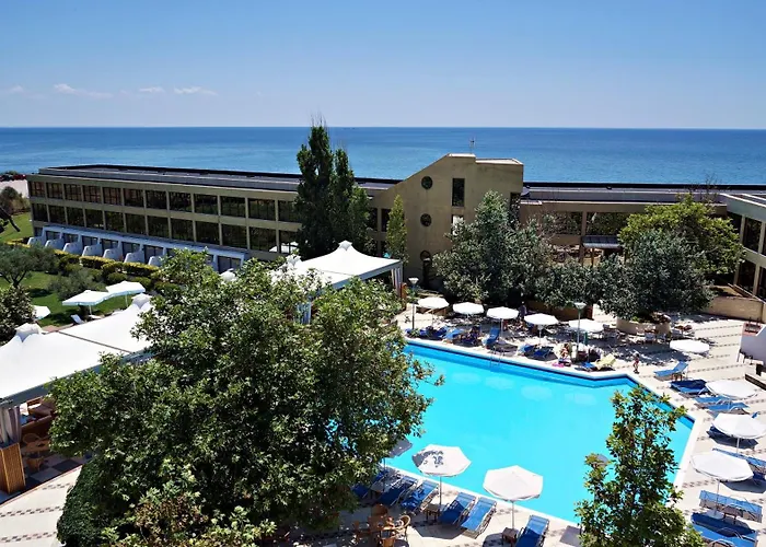 Alexander Beach Hotel&Spa