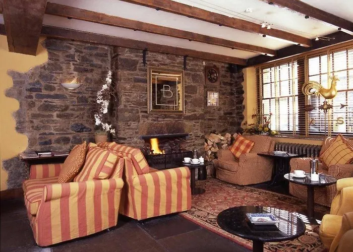 Browns Tavistock