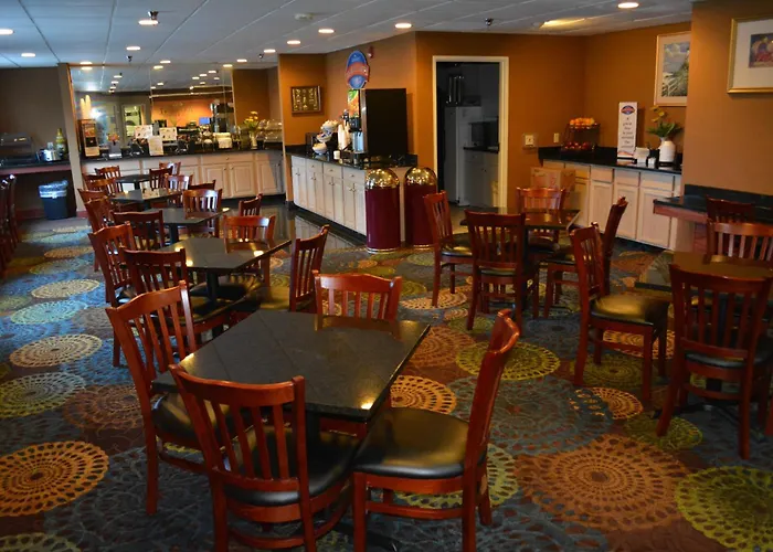 Baymont By Wyndham South Haven