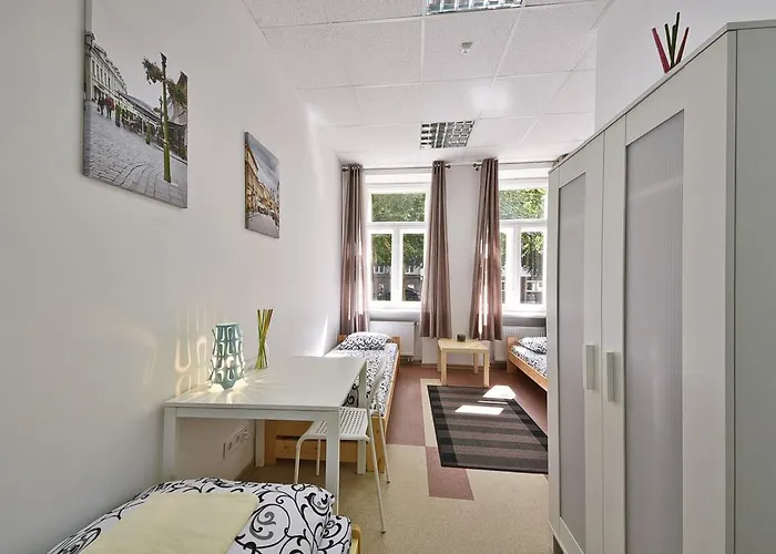 Laisves Avenue Hostel "Easy Kaunas"