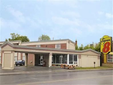 Super 8 By Wyndham Kingston