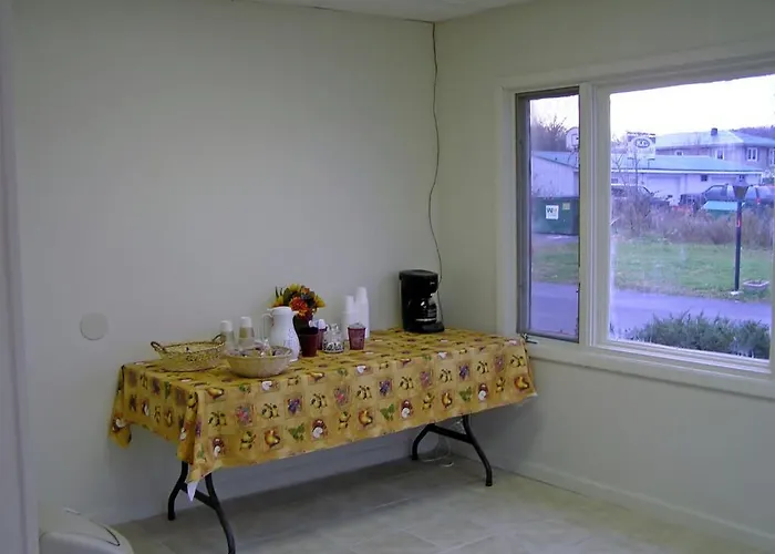 Watertown Budget Inn