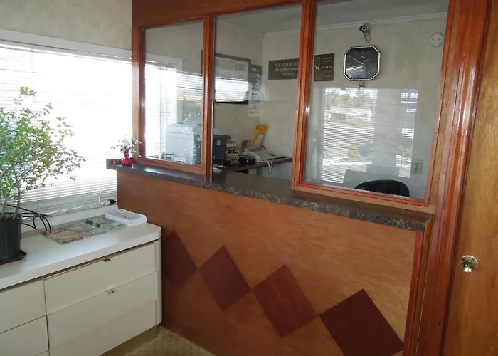Starlite Motor Inn