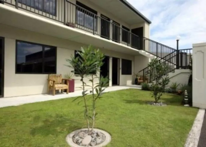 Abode On Courtenay Motor Inn