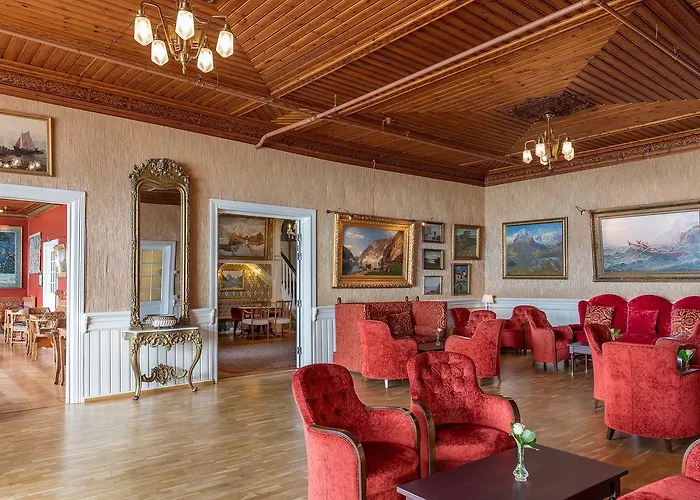 Kviknes Hotel